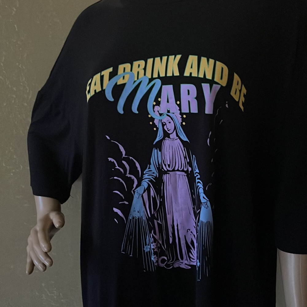 Womens Graphic  Holiday Party shirt Top Eat Drink Be Mary sz L